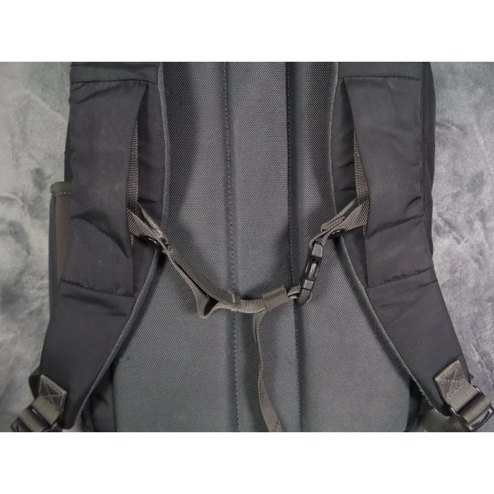 Timbuk2 The Authority Pack Laptop Backpack Black Gray Padded Travel School Work